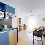 Apartmanhotel Sweetly I-art - Bordeaux Sud 3*