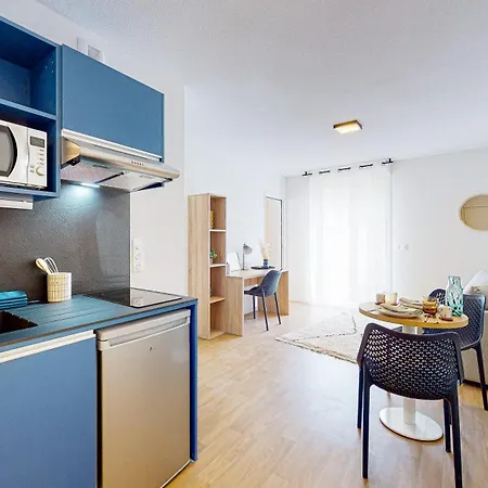 Apart-hotel Sweetly I-art - Bordeaux Sud 3*
