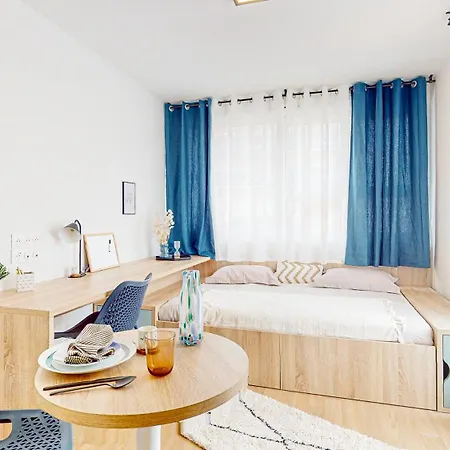 Apartmanhotel Sweetly I-art - Bordeaux Sud