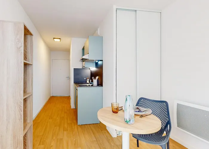 Aparthotel Sweetly I-art - Bordeaux Sud 3*